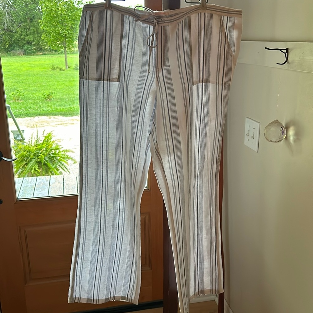 Victorias Secret 100% LINEN pants 14 L striped